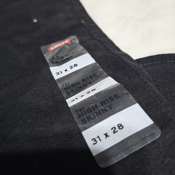 NWT Levi's 721 Skinny High Rise Jeans 31Sx28 - Picture 5 of 10